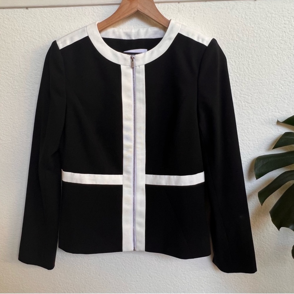 Calvin Klein Black & White Suit Jacket full zip size 4